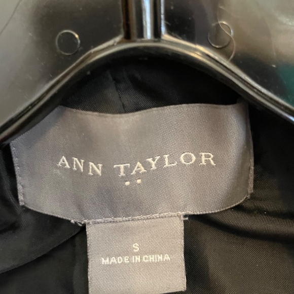 Ann Taylor black boucle coat - Picture 3 of 6